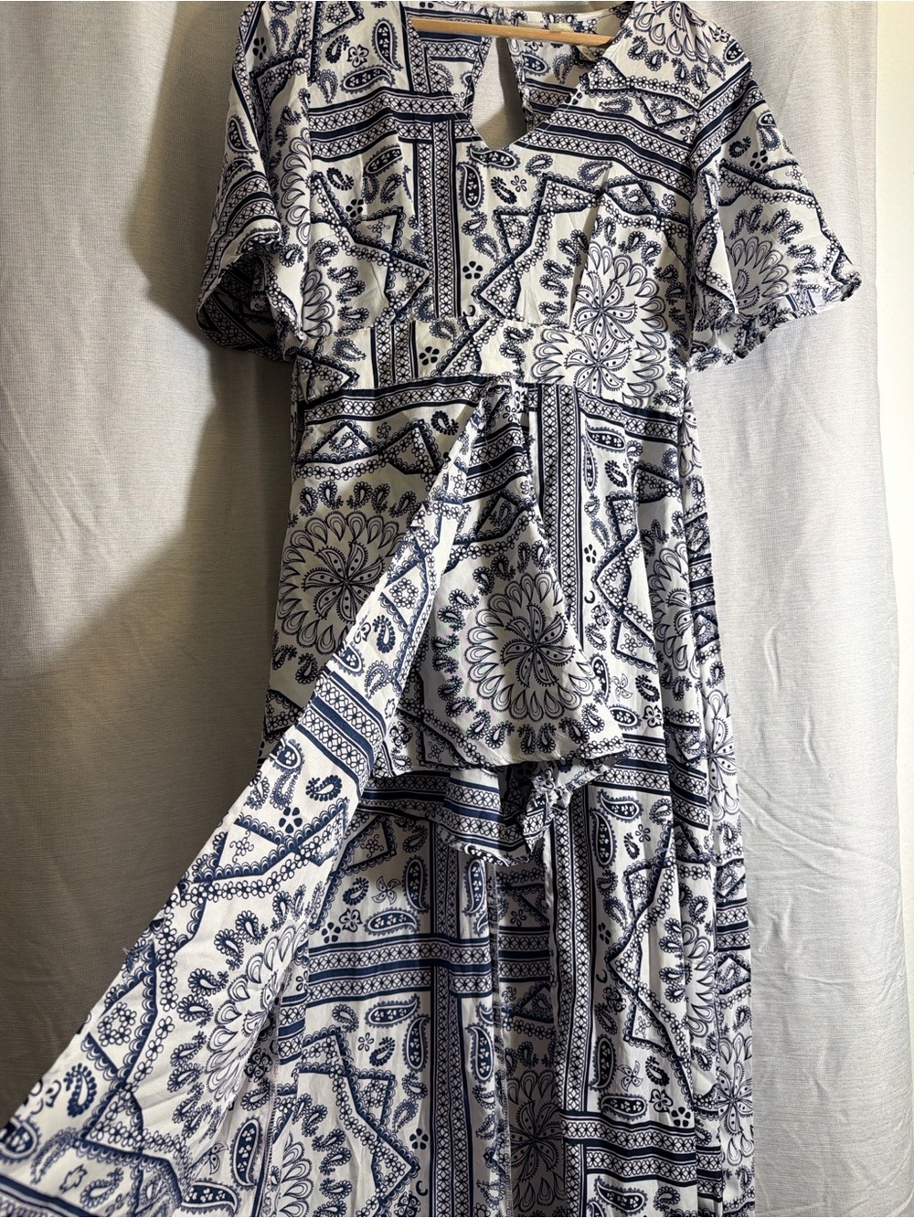 True Destiny White & Navy Paisley Overlay Romper - Picture 5 of 15